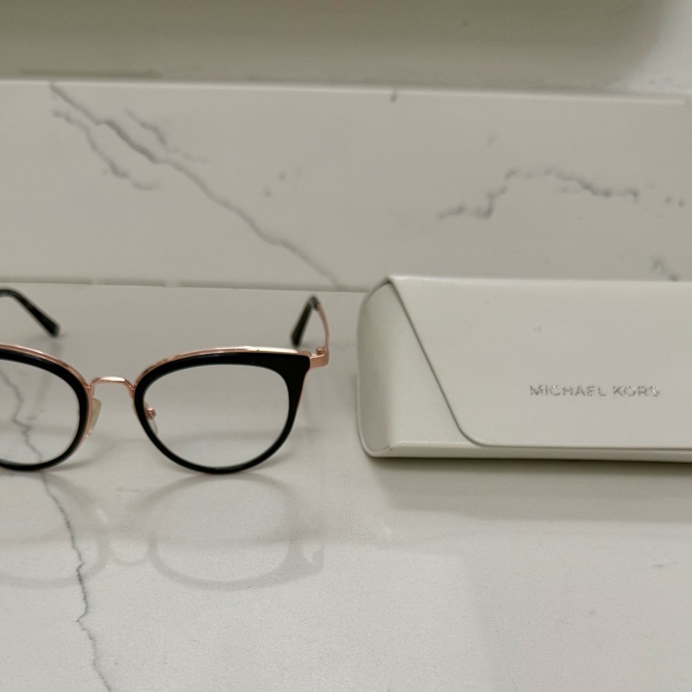 Michael Kors 3332 Black and Rose Gold Women's Glasses - Picture 3 of 6